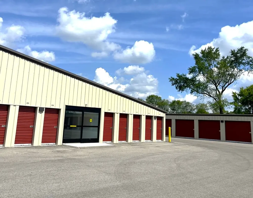 Featured image for Why Ground-Level Storage Is Better Than Multi-Story Storage