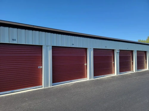 Warsaw - 200 Enterprise Dr storage facility exterior view