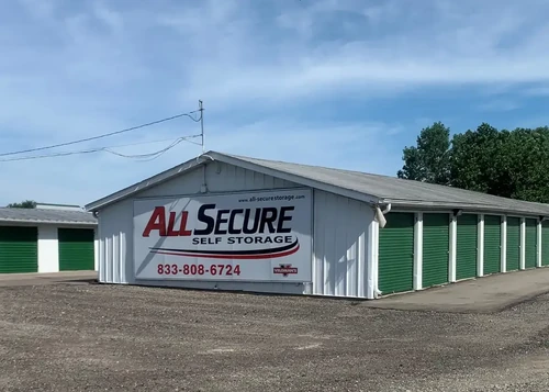Warsaw - 198 W Bell Drive storage facility exterior view
